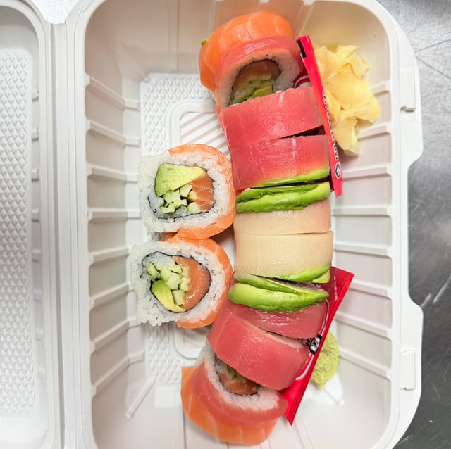 Special Rainbow Roll.