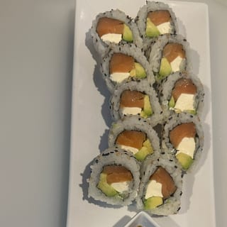 Philadelphia Smoked Salmon Roll